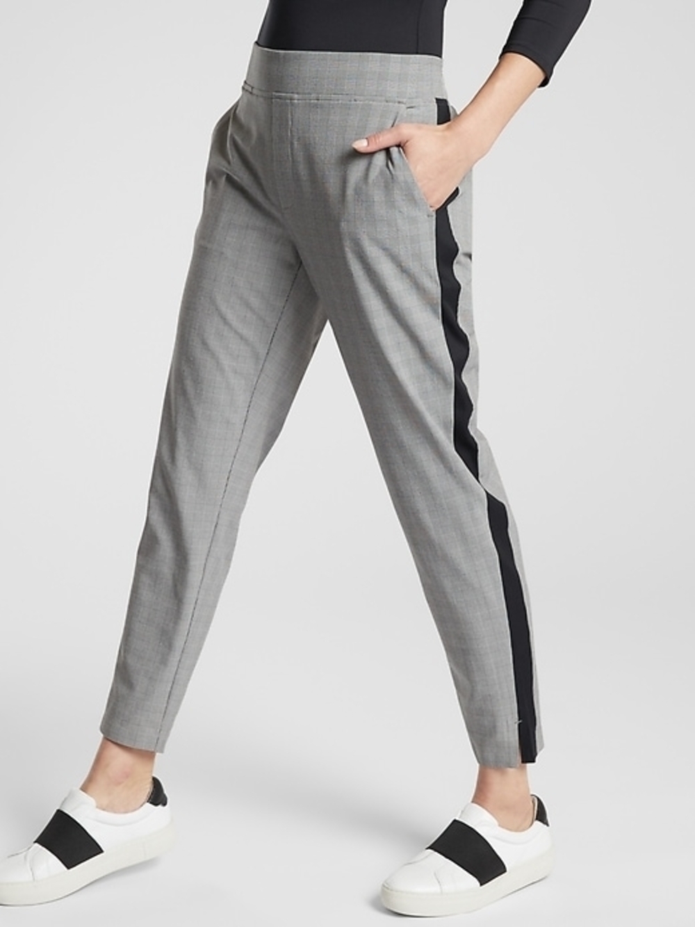 Athleta Brooklyn Gray Plaid Ankle Dress Pants Black/White Houndstooth Womens 8